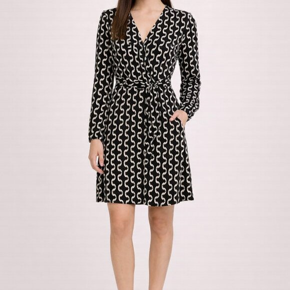 Zara Dresses & Skirts - Zara Womens Dress Size S Black White Print Long Sleeve Wrap